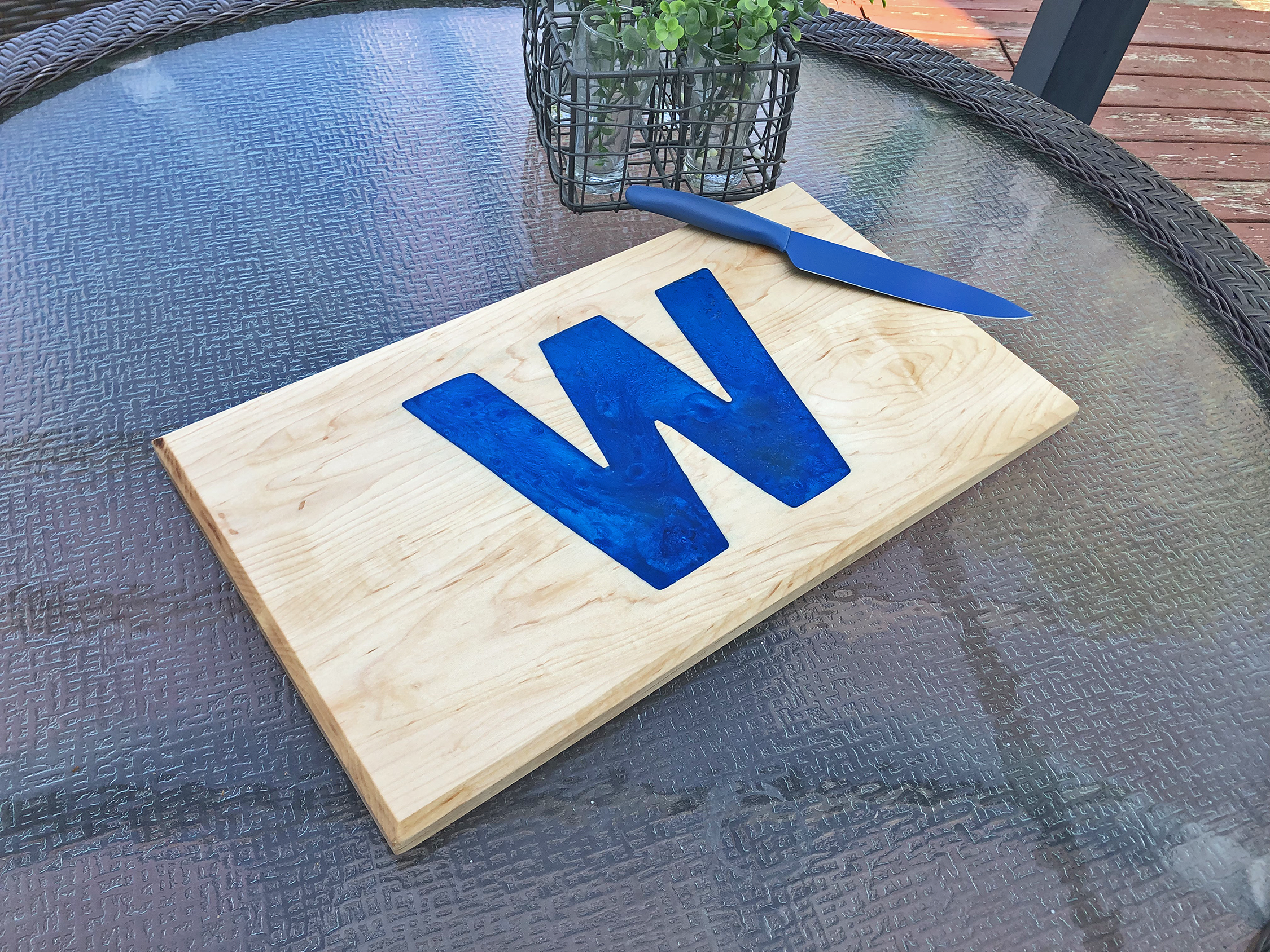 Handmade Chicago Cubs W Flag Wood and Epoxy Cutting Board –  BrokenDeerWoodworking